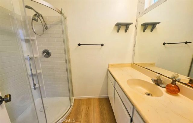 1337 W Latham, Hemet, CA 92543