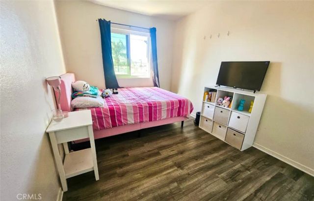 1337 W Latham, Hemet, CA 92543