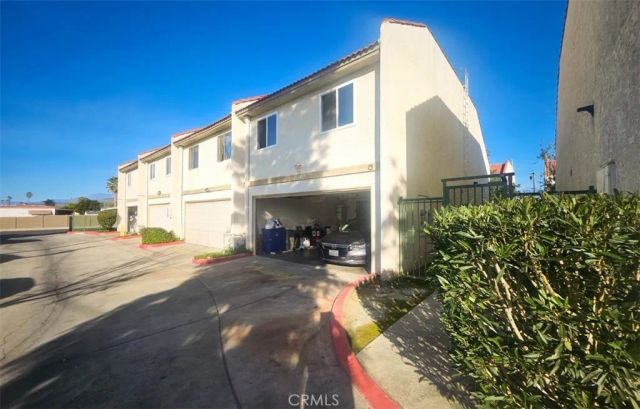 1337 W Latham, Hemet, CA 92543