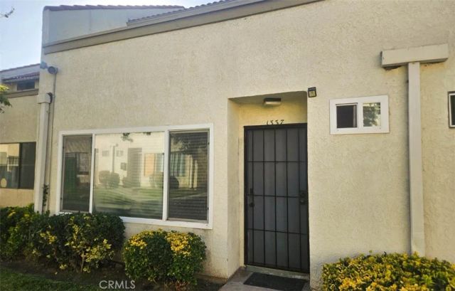 1337 W Latham, Hemet, CA 92543