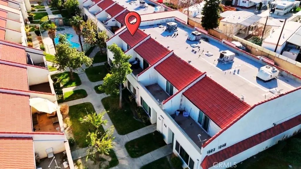 1337 W Latham, Hemet, CA 92543