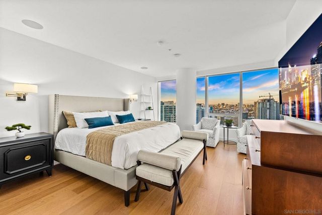 888 W E Street 3904, San Diego, CA 92101
