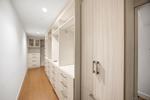 888 W E Street 3904, San Diego, CA 92101