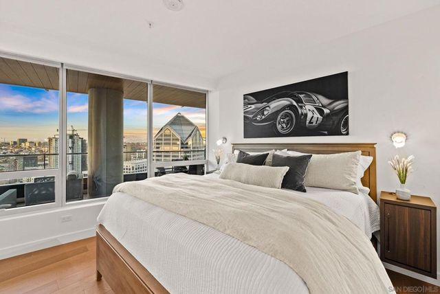 888 W E Street 3904, San Diego, CA 92101