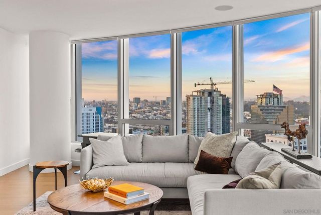 888 W E Street 3904, San Diego, CA 92101
