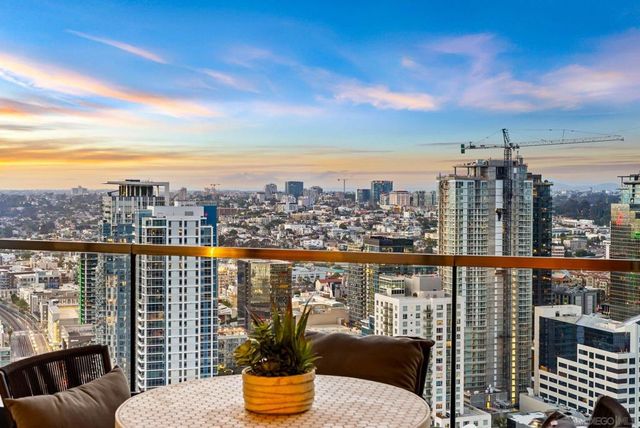 888 W E Street 3904, San Diego, CA 92101