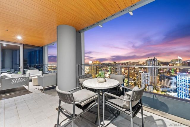 888 W E Street 3904, San Diego, CA 92101