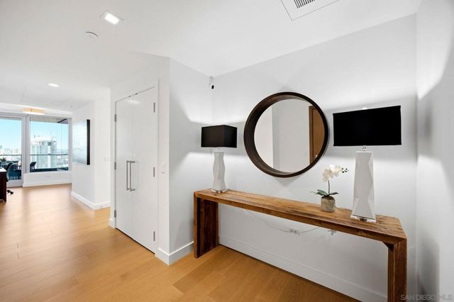 888 W E Street 3904, San Diego, CA 92101