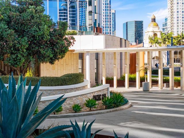 888 W E Street 3904, San Diego, CA 92101