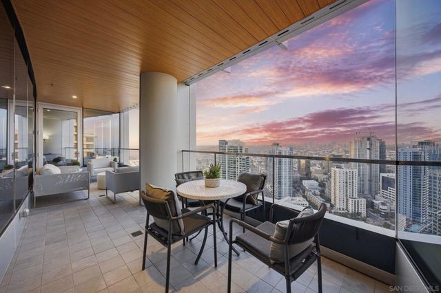 888 W E Street 3904, San Diego, CA 92101