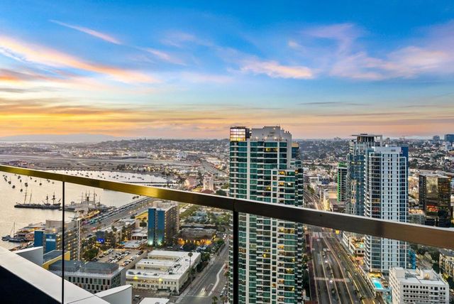 888 W E Street 3904, San Diego, CA 92101