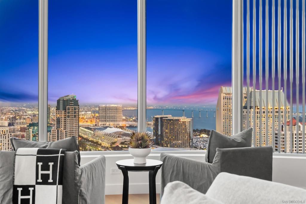 888 W E Street 3904, San Diego, CA 92101