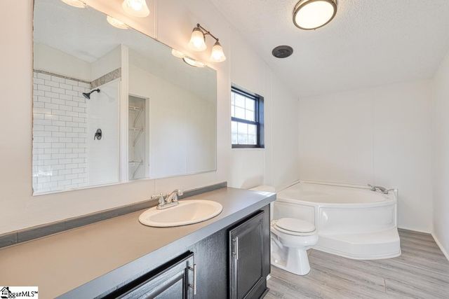 180 Holden Road, Inman, SC 29349