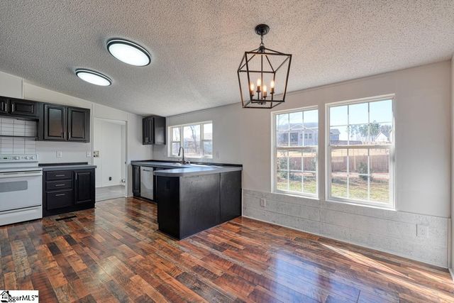 180 Holden Road, Inman, SC 29349