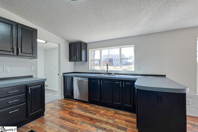 180 Holden Road, Inman, SC 29349