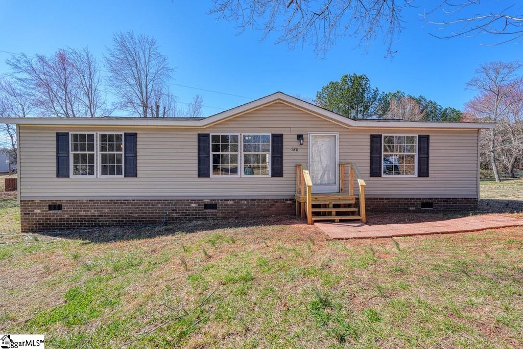 180 Holden Road, Inman, SC 29349