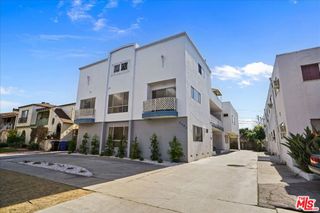 6082 Cashio Street, Los Angeles, CA 90035