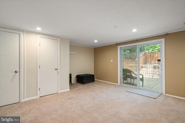 6465 BLARNEY STONE CT, Springfield, VA 22152
