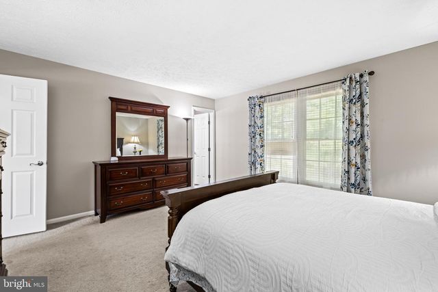 7040 JOHNNYCAKE RD, Baltimore, MD 21244