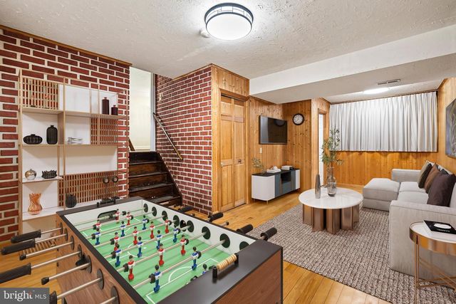 7040 JOHNNYCAKE RD, Baltimore, MD 21244