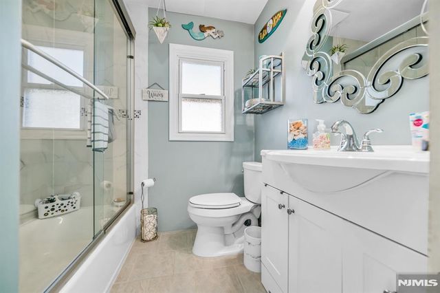 21 Kipp Avenue, Lodi, NJ 07644
