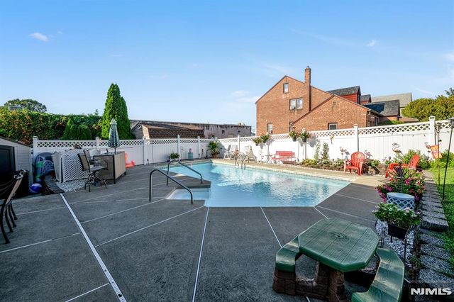 21 Kipp Avenue, Lodi, NJ 07644
