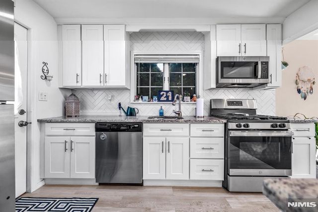 21 Kipp Avenue, Lodi, NJ 07644