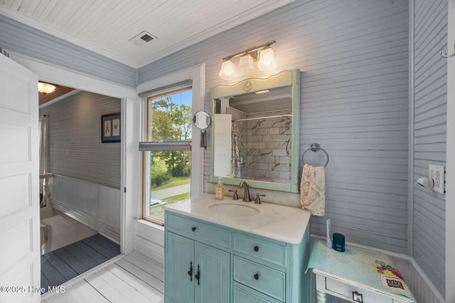 4227 Orchard Creek Road, Oriental, NC 28571