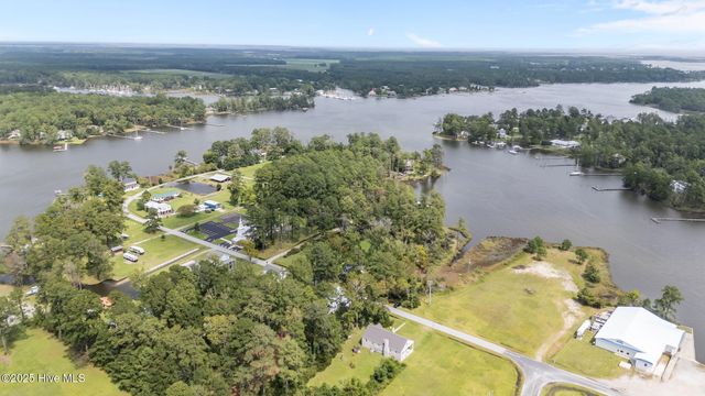 4227 Orchard Creek Road, Oriental, NC 28571