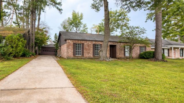 2027 Whispering Springs Drive, Spring, TX 77373