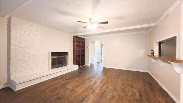 2027 Whispering Springs Drive, Spring, TX 77373