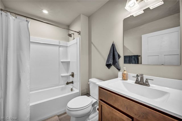 3758 Bradley Road, Norton, OH 44202