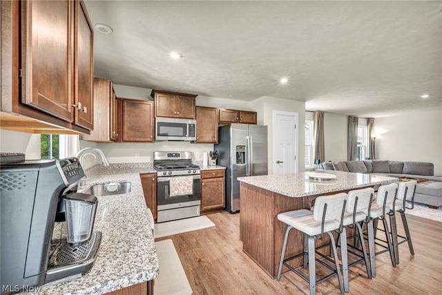 3758 Bradley Road, Norton, OH 44202