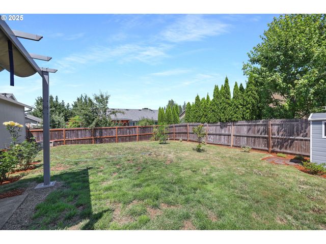 87857 8TH St, Veneta, OR 97487