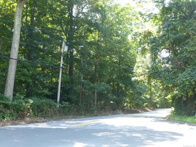 May Street, Naugatuck, CT 06770