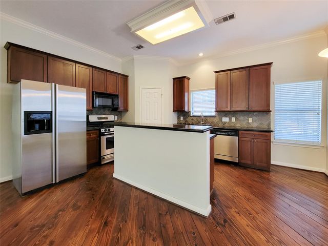2717 La Branch Street, Houston, TX 77004