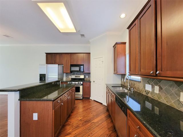 2717 La Branch Street, Houston, TX 77004