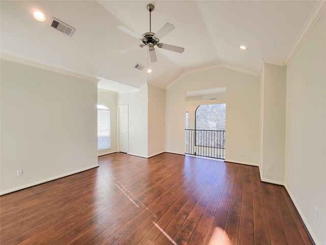 2717 La Branch Street, Houston, TX 77004