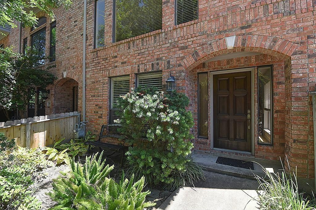 2717 La Branch Street, Houston, TX 77004