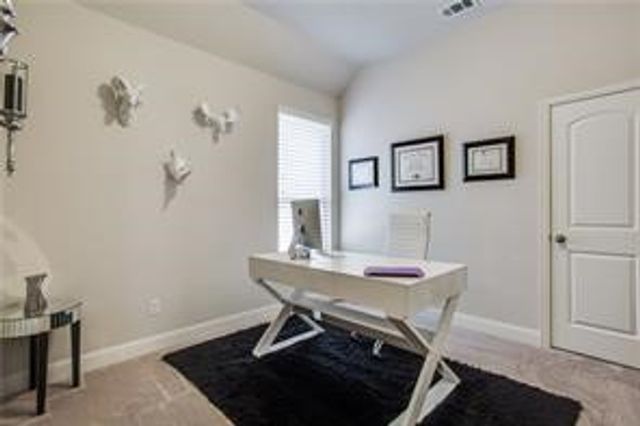 712 Wiltshire Boulevard, Lewisville, TX 75056