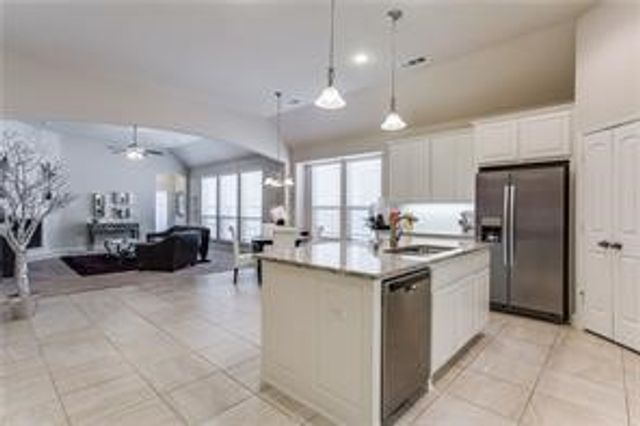 712 Wiltshire Boulevard, Lewisville, TX 75056