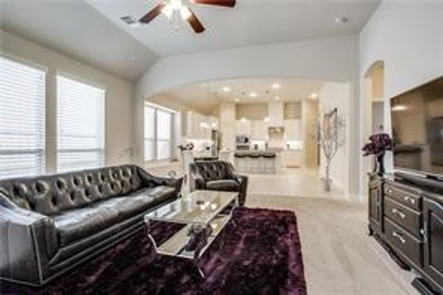 712 Wiltshire Boulevard, Lewisville, TX 75056