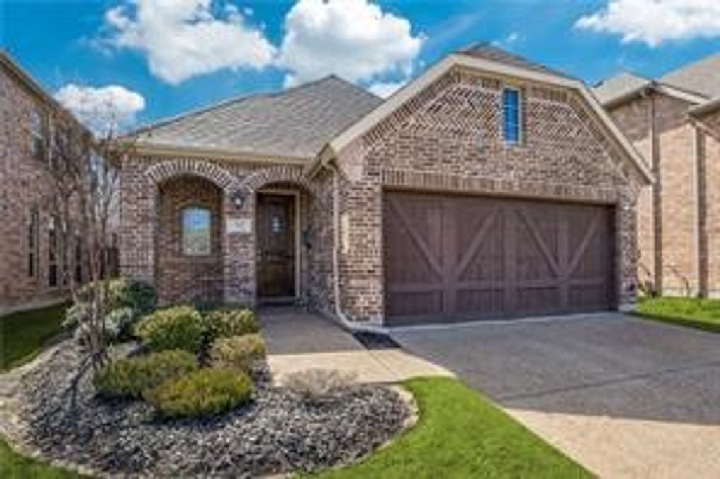 712 Wiltshire Boulevard, Lewisville, TX 75056