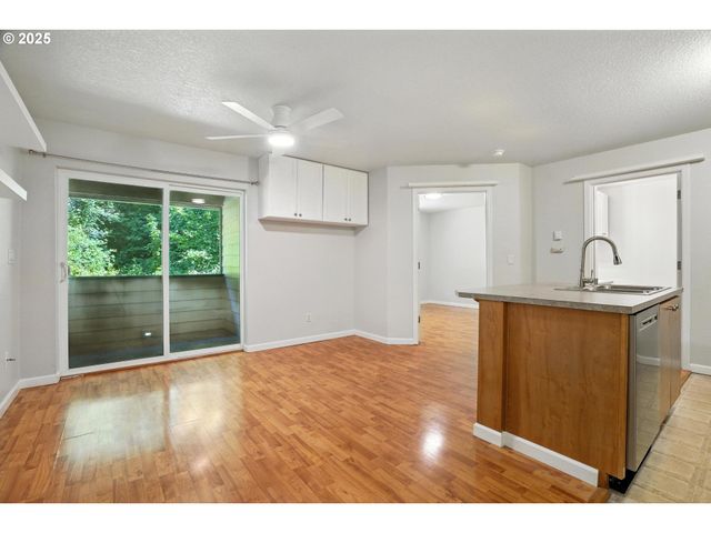 14609 Ne 20TH Ave C203, Vancouver, WA 98686