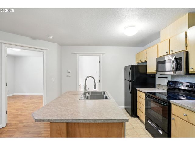 14609 Ne 20TH Ave C203, Vancouver, WA 98686