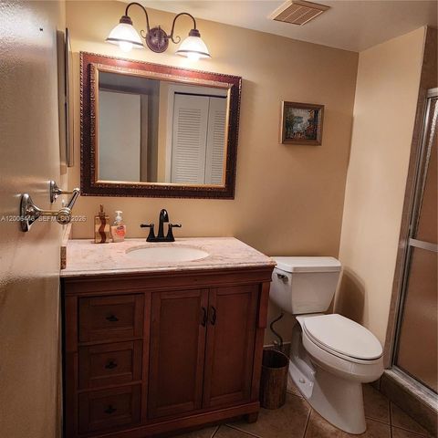 16501 Blatt Blvd 204, Weston, FL 33326