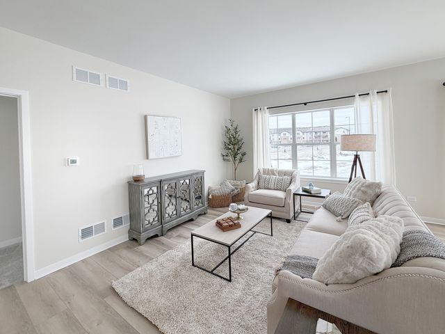 11690 Ryann Road, Huntley, IL 60142