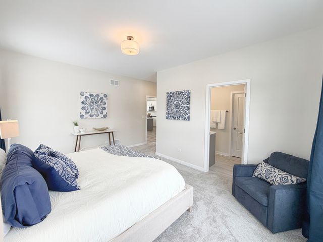 11690 Ryann Road, Huntley, IL 60142