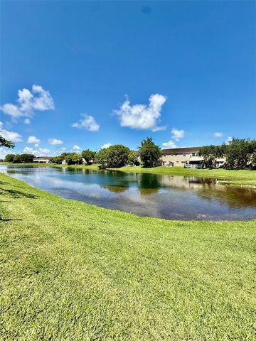 9001 SW 227th St 6, Cutler Bay, FL 33190
