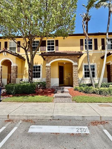 9001 SW 227th St 6, Cutler Bay, FL 33190